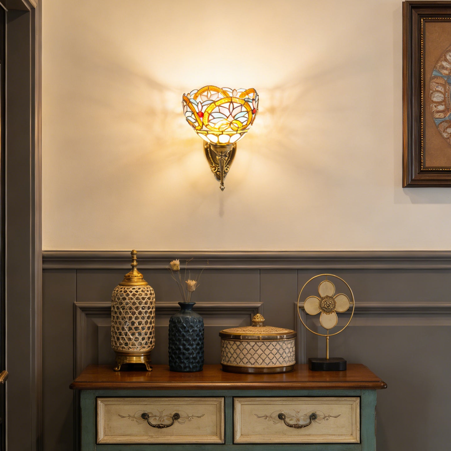 Tiffany Style Stained Glass Wall Sconce - Multicolor Floral Pattern Antique Bronze 1-Light E26 Wall Lamp