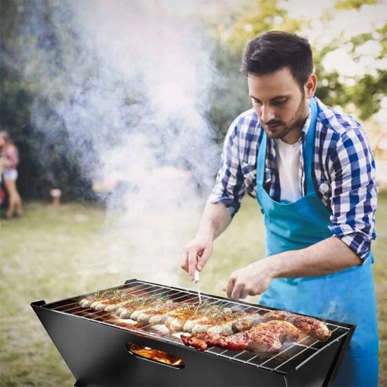 camping equipment foldable grill has small dimensions and is very convenient to transport.