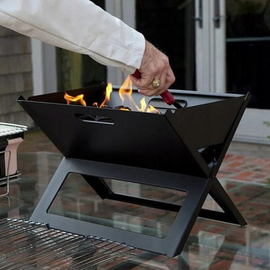 camping equipment foldable grill has small dimensions and is very convenient to transport.