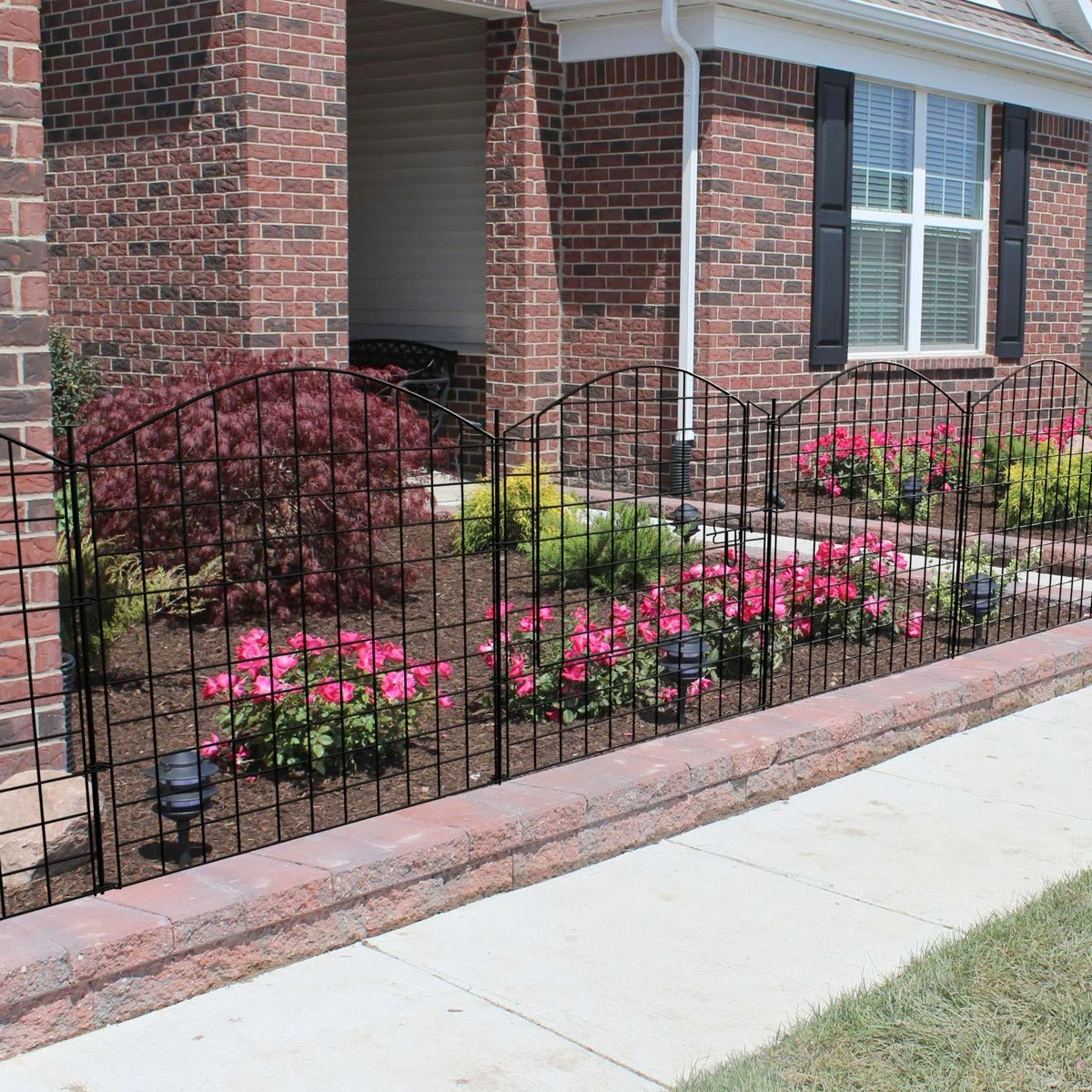 30" H x 29.5" W Black Metal Fencing with 5 Panels Included