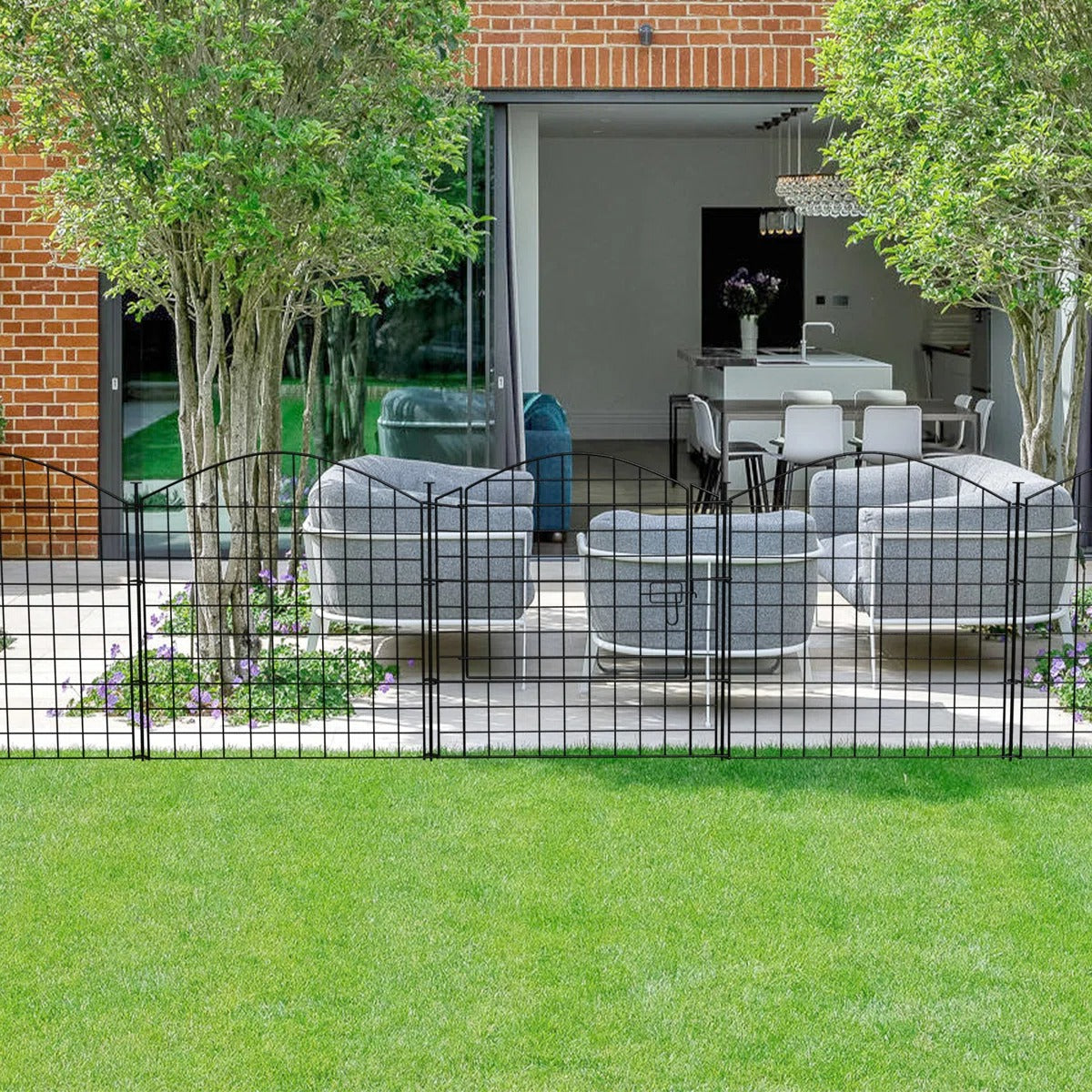 30" H x 29.5" W Black Metal Fencing with 5 Panels Included