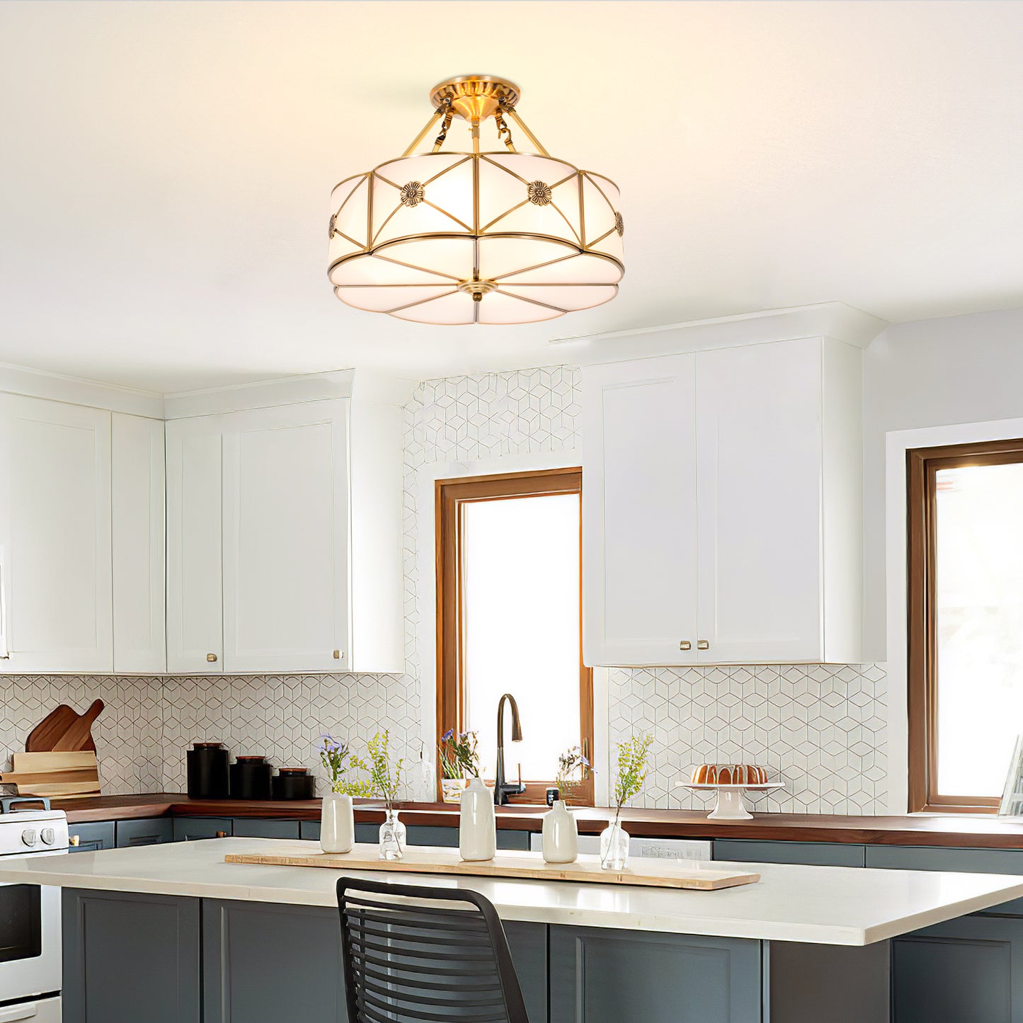 Tiffany Classic Style Ceiling Light  DS-DR37