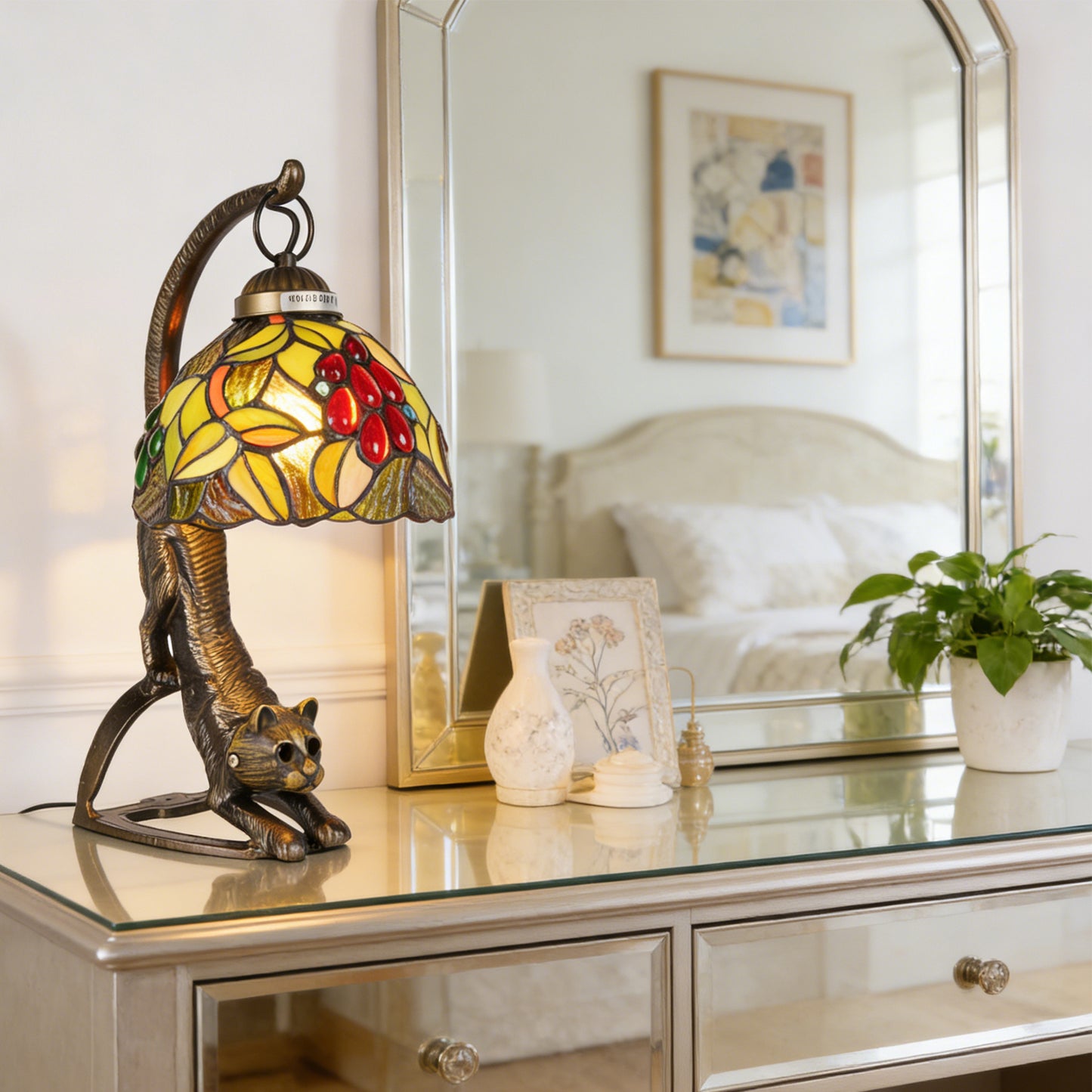Vintage Tiffany Style Cat Stained Glass Table Lamp - Arched Fruit/Leaf Pattern Desk Lamp