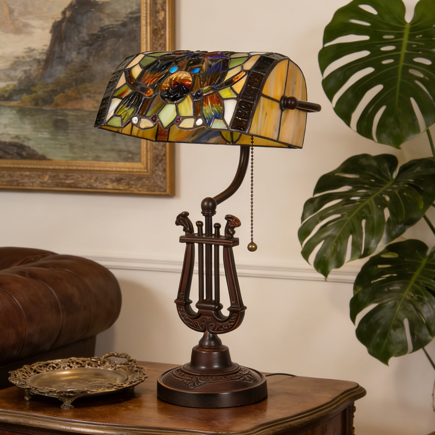 Vintage Stained Glass Table Lamp - Dragonfly Pattern Bedside Lamp
