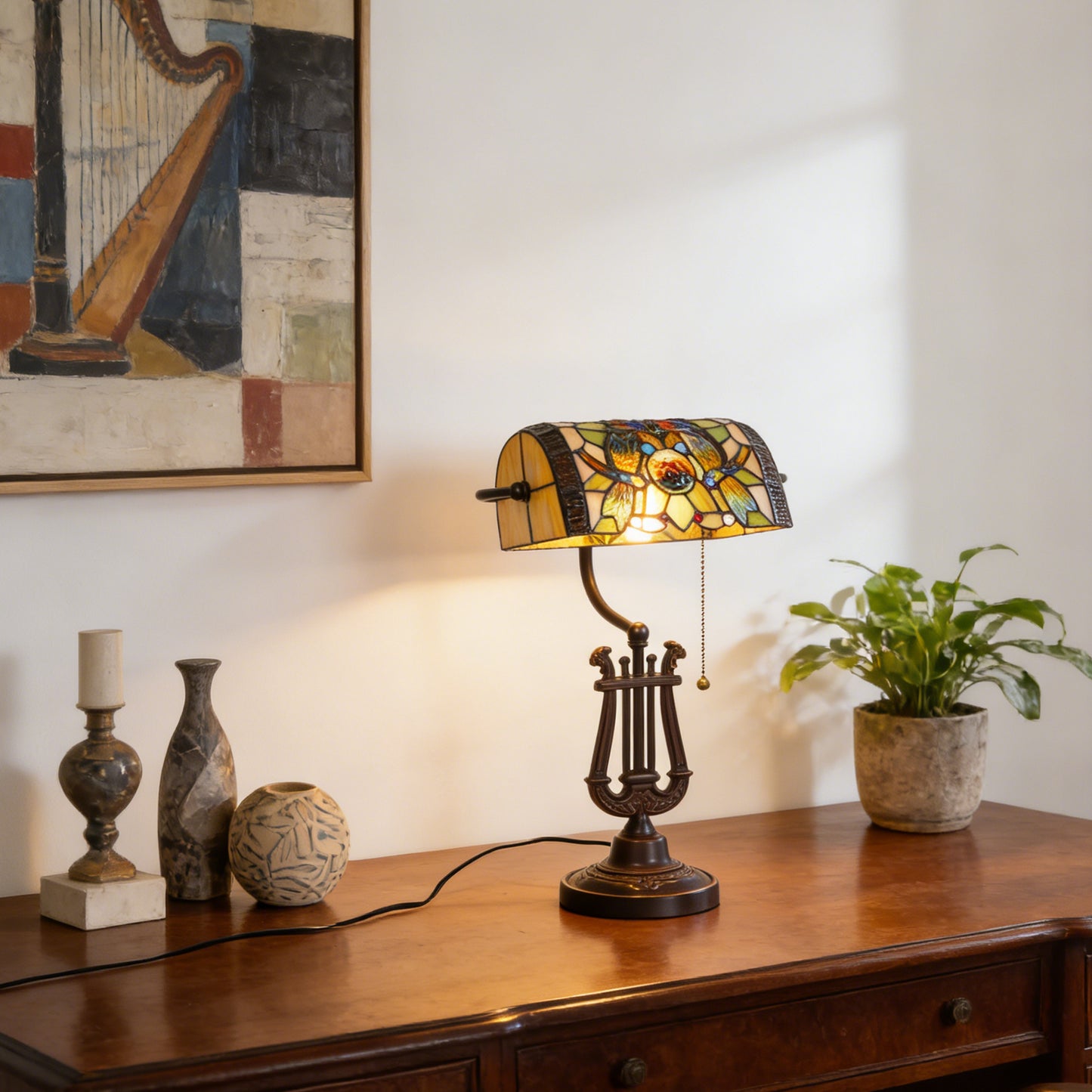 Vintage Stained Glass Table Lamp - Dragonfly Pattern Bedside Lamp