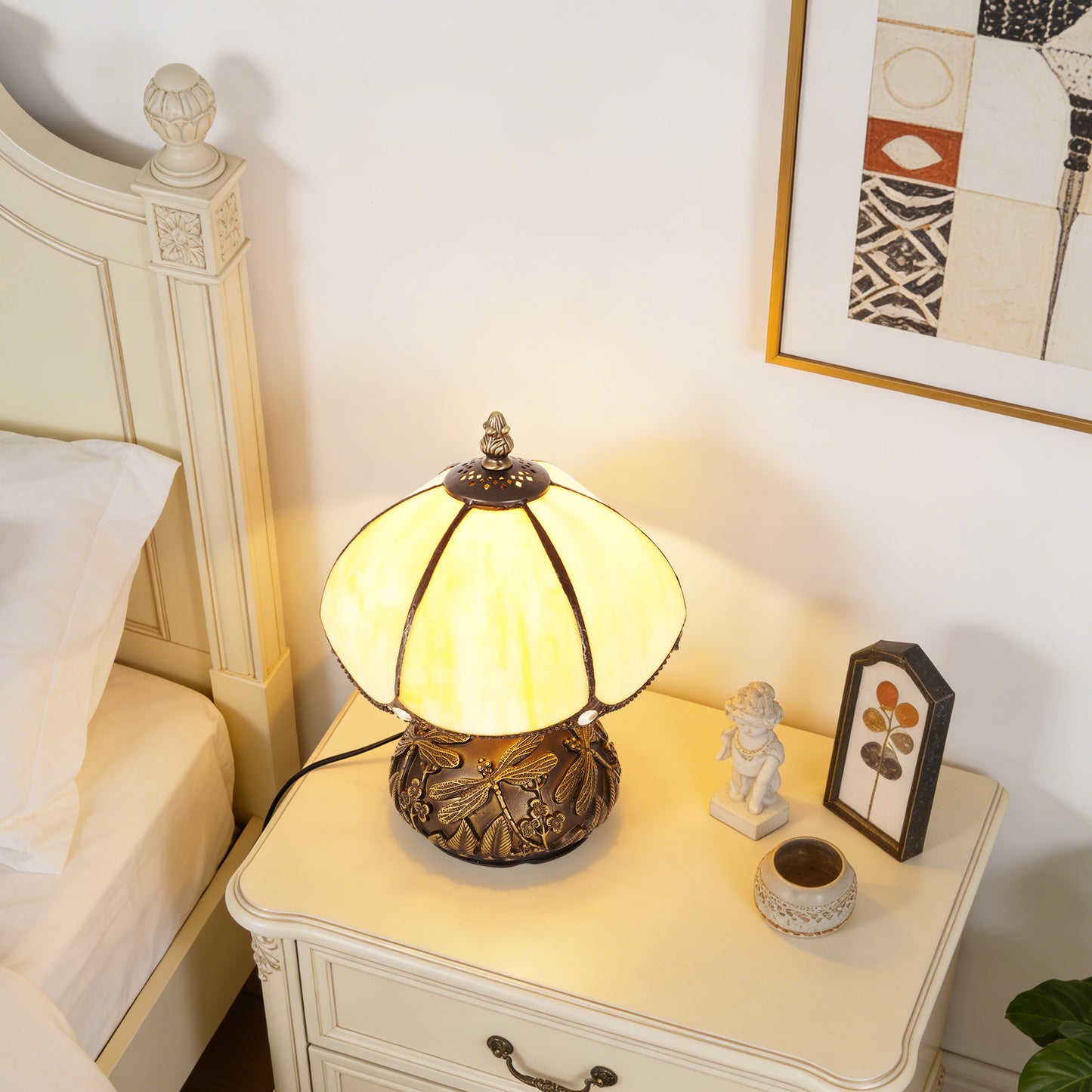 Vintage Stained Glass Table Lamp - Dragonfly Pattern Bedside Lamp with Antique Metal Base