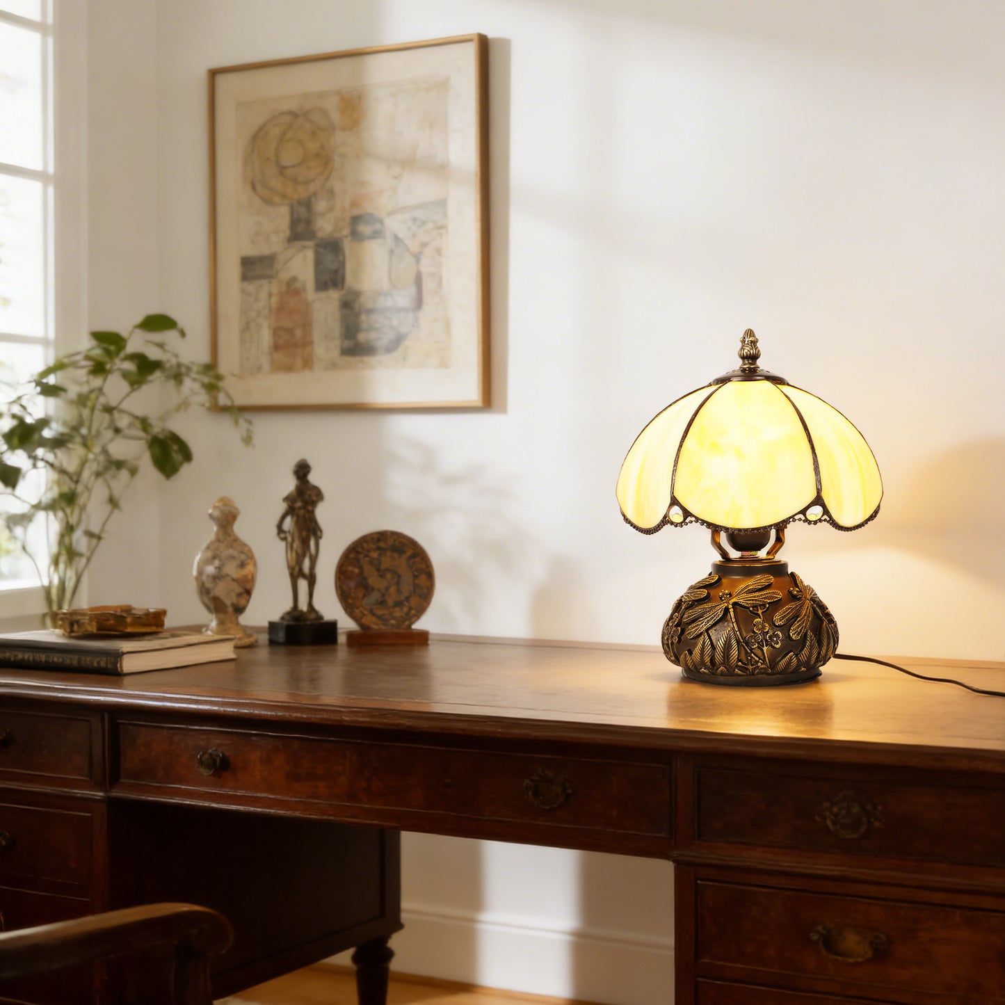 Vintage Stained Glass Table Lamp - Dragonfly Pattern Bedside Lamp with Antique Metal Base