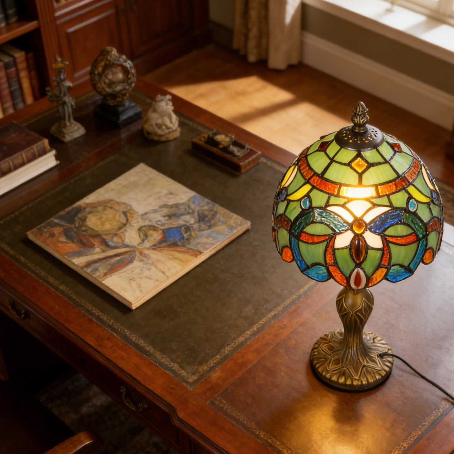 Vintage Tiffany Style Floral Stained Glass Table Lamp - Green Art Glass Bedside Lamp with Bronze Base