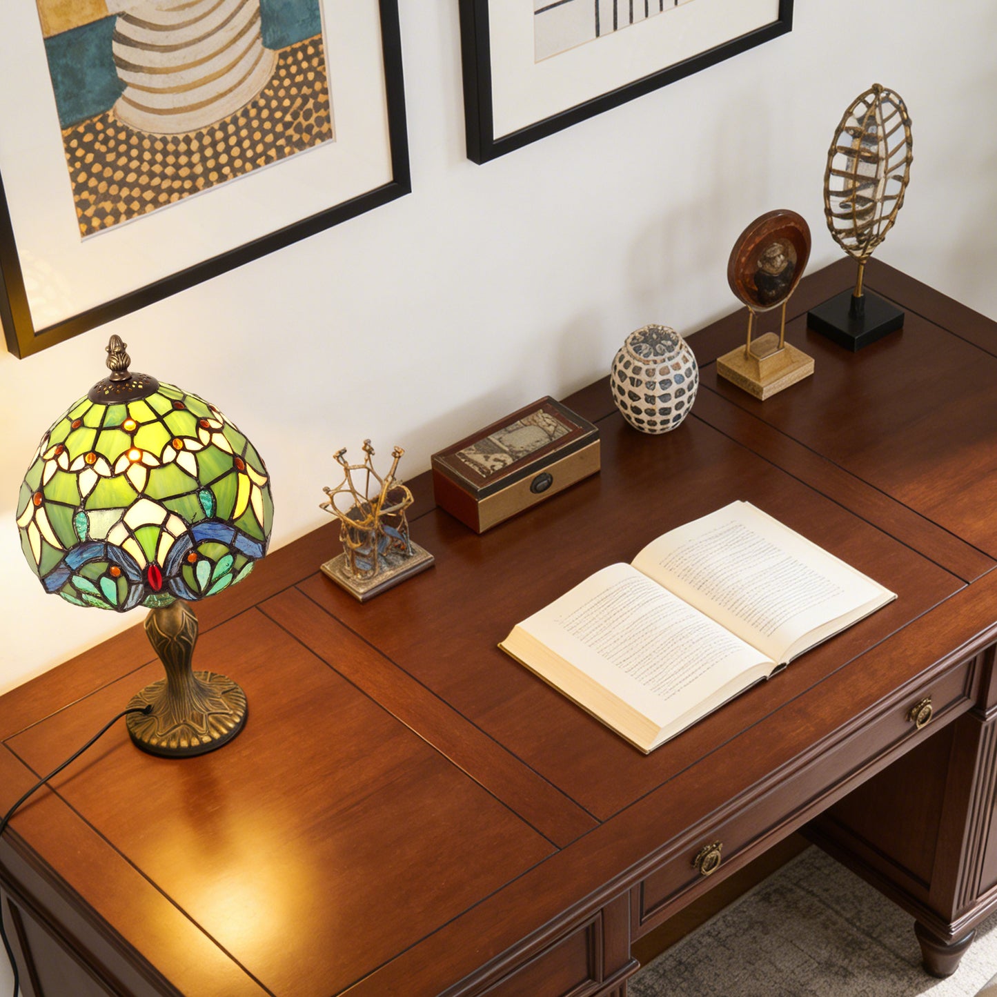 Vintage Tiffany Style Stained Glass Table Lamp - Floral Pattern Bedside Lamp with Bronze Base